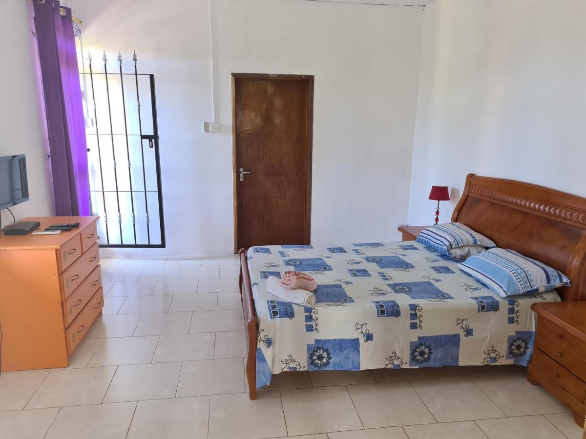 Aparthotel Oasis Tropical Pereybere Beach Exterior foto