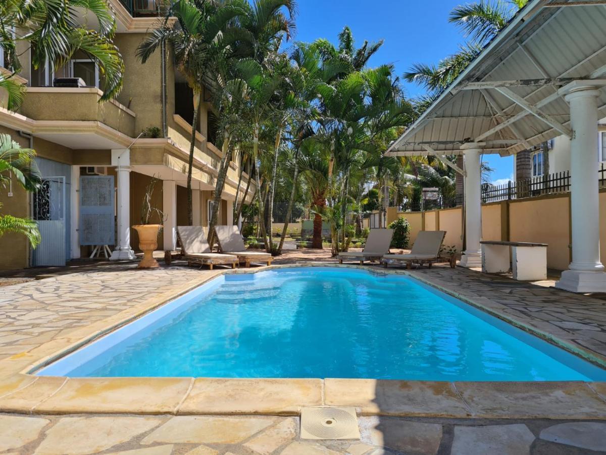 Aparthotel Oasis Tropical Pereybere Beach Exterior foto